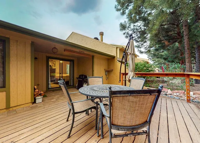 Cozy Mountain Townhome Flagstaff